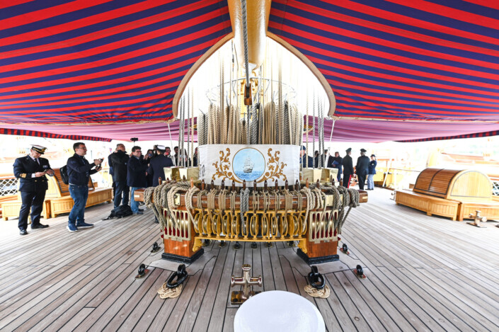 La Nave Amerigo Vespucci, storico veliero e nave scuola della Marina Militare fa tappa a Brindisi in occasione del Tour del Mediterraneo 2025.