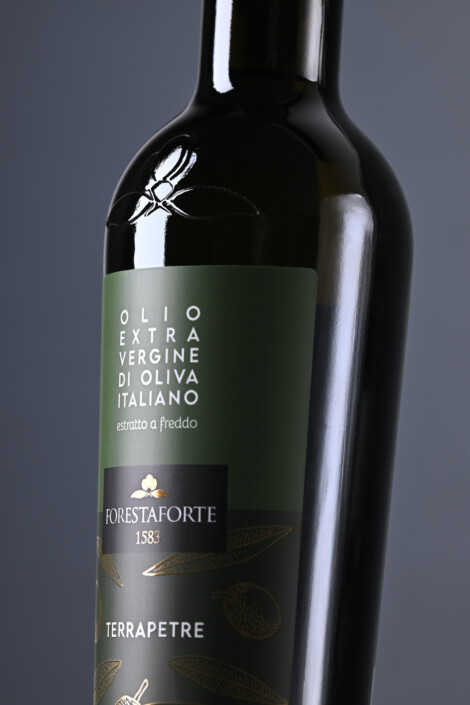 Fotografia pubblicitaria olio extravergine di oliva